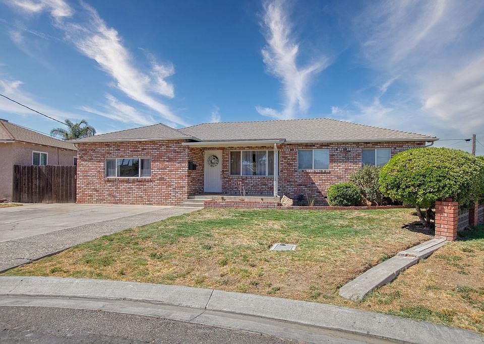 1st image of 2921 Aster Ct