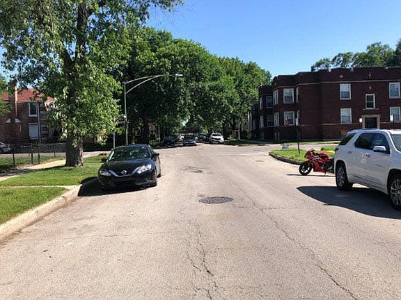 5th image of 6751 S Saint Lawrence Ave