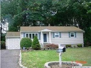 23 Woodbrook Dr, Matawan, NJ 07747