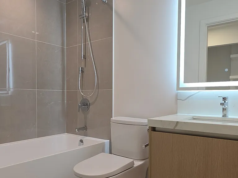 1475 Foster St #701 — Photo 14