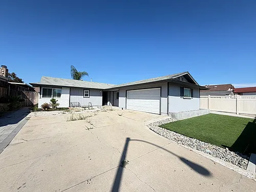 551 Glencrest Dr Photo 1