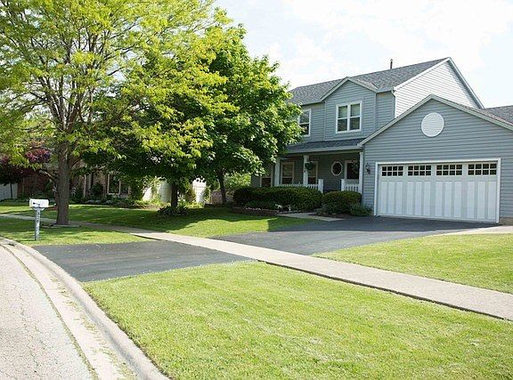 2nd image of 328 Twin Creeks Ct
