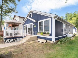 33501 Tice Rd, Eau Claire, MI 49111