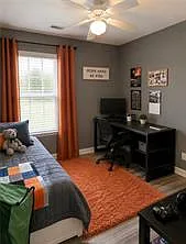 4 bed, 1720 sqft, $2,500 — Photo 4