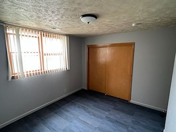 4th image of 931 S 22nd St #1