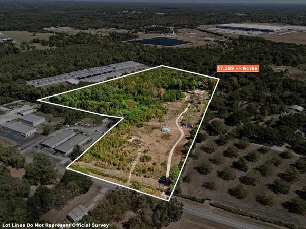 6300 McCann Rd, Longview, TX 75605