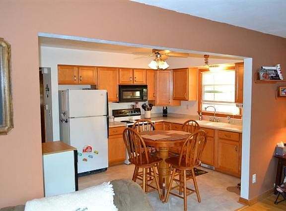 2nd image of 3603 S Clement Ave #3603A