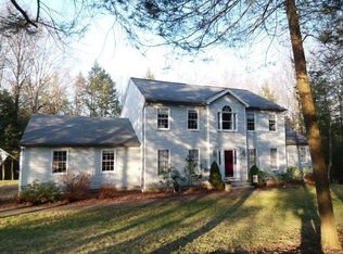 42 Colonial Ridge Dr, Gaylordsville, CT 06755