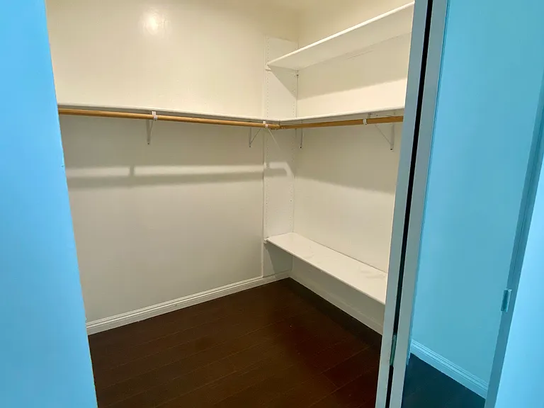 220 E Hellman Ave — Photo 14