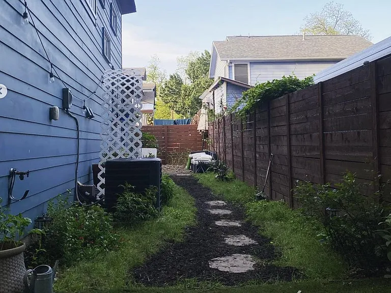 1139 Gunter St #B — Photo 7