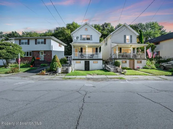 1025 Mill St, Dunmore, PA 18512