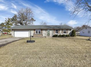 324 W High St, Jeffersonville, OH 43128