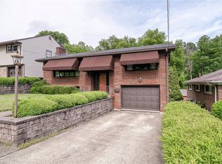 705 Smiley St, Ellwood City, PA 16117