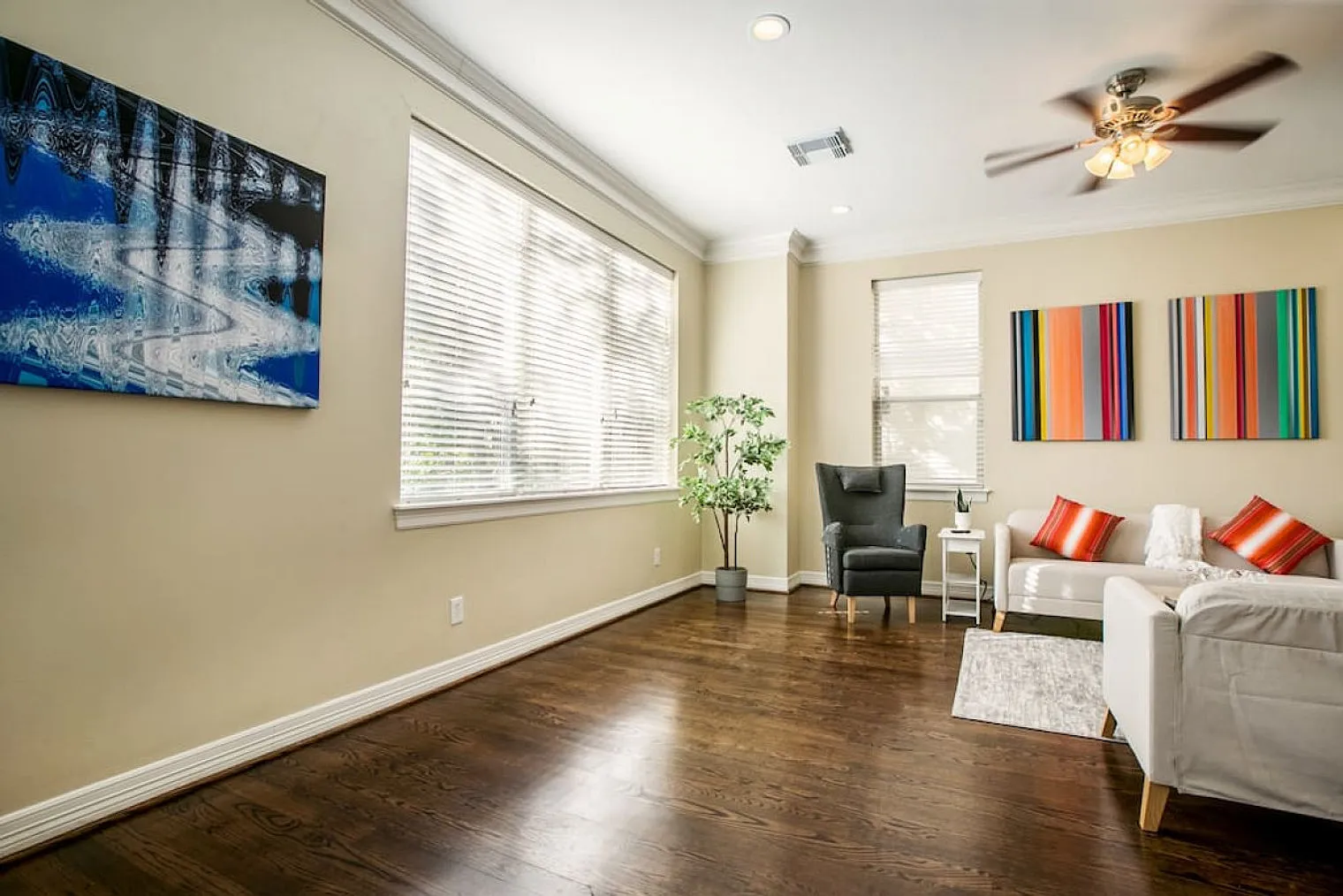 3 bed, 3.0 bath, $10,944 — Photo 2