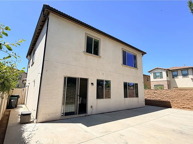 1801 Marquez Way — Photo 40