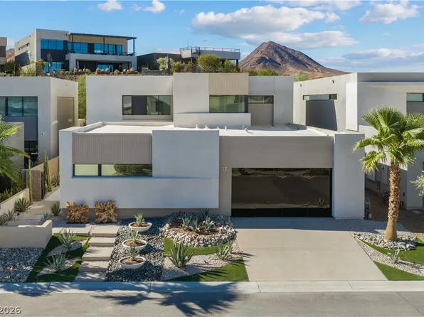 17 Highland Cove Ln, Henderson, NV 89011
