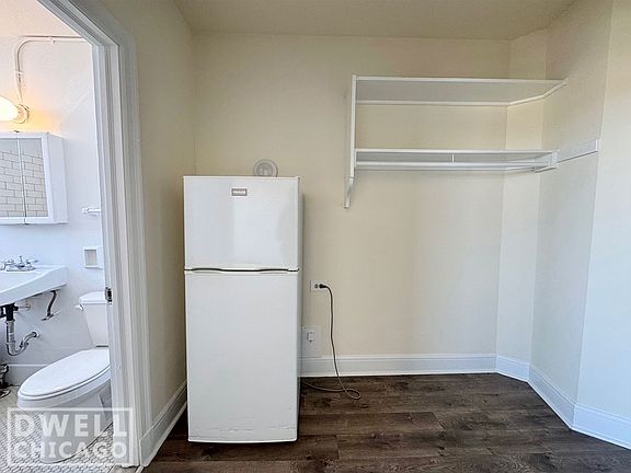 4th image of 3355 W Diversey Ave #1