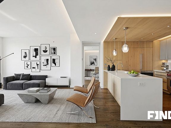 5th image of 211 E 13th St APT Penthouse