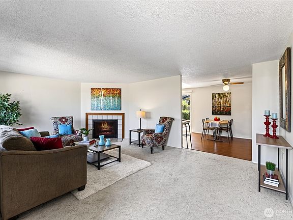 5th image of 1514 52nd Street NE
