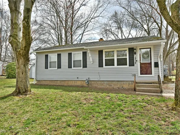 1715 Whinnery Rd, Salem, OH 44460