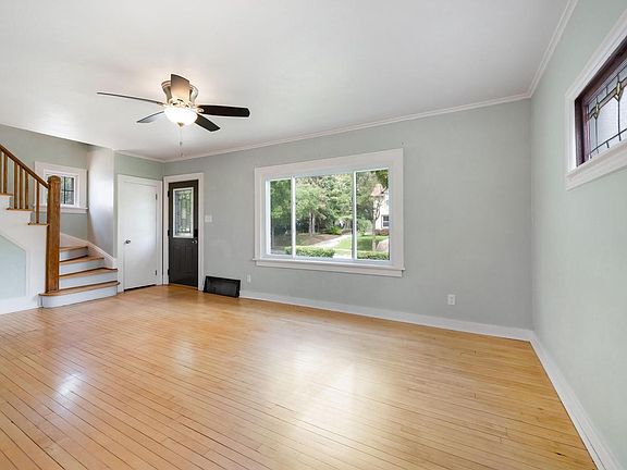 4th image of 8425 W Mitchell STREET