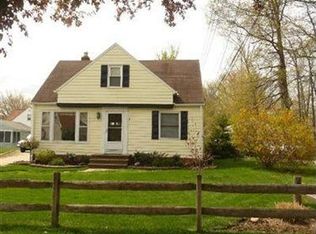35502 Kilarney Rd, Willoughby, OH 44094