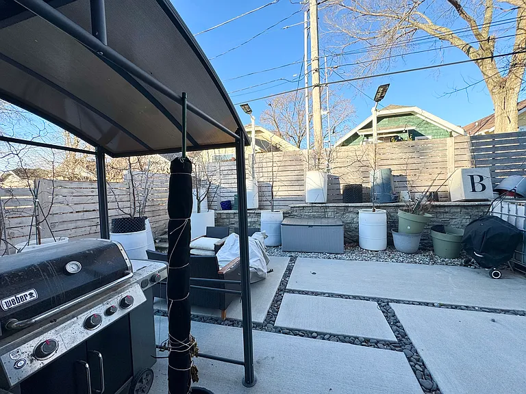 4732 Mercier St — Photo 21