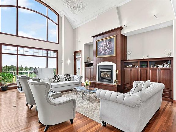 5th image of 198029 Spruce Meadows Way S