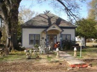 225 Georgia St, Vivian, LA 71082