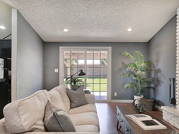 5th image of 27509 Eveningshade Ave