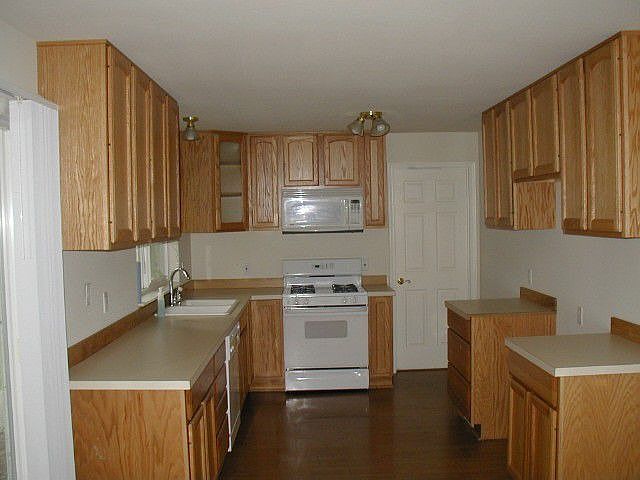 2nd image of 1230 216th Ave NE