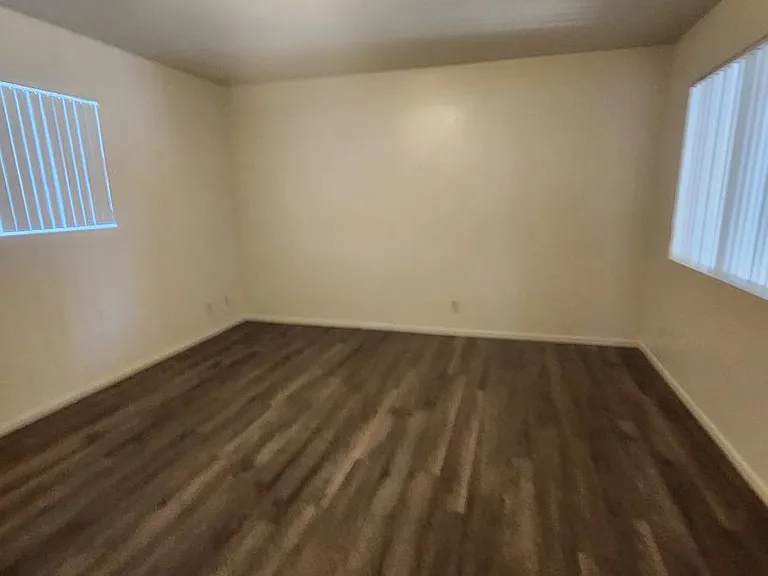 5901 Ming Ave #4 — Photo 11