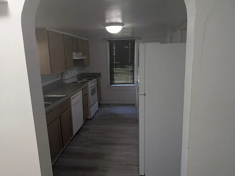 203 Bennett St — Photo 5
