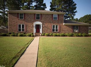 704 Foxwood Dr, Jacksonville, AR 72076