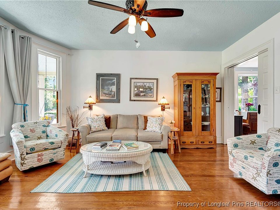 7th image of this home