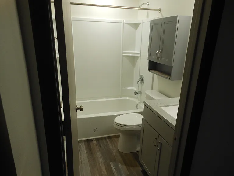 554 Knowlton St #2 — Photo 5
