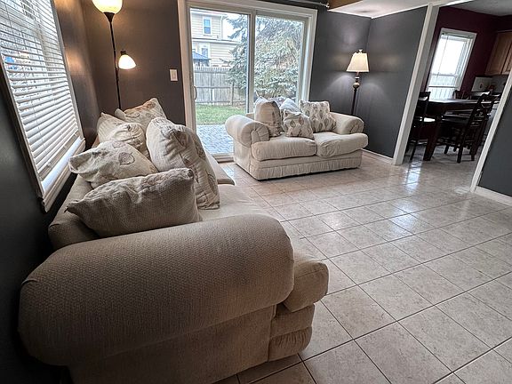 3rd image of 43 Furman Ave #1