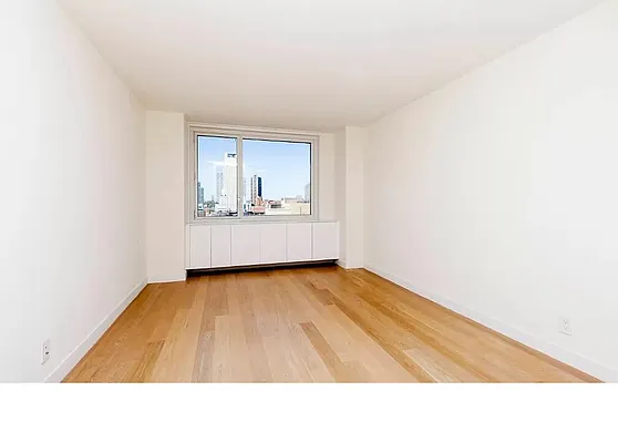 Rented by Green Home NY Realty LLC | media 32