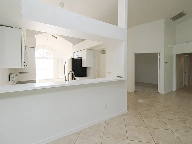10201 Regent Cir — Photo 11