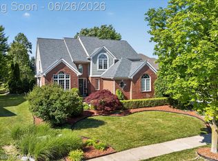 12257 Chandler Dr, Plymouth, MI 48170