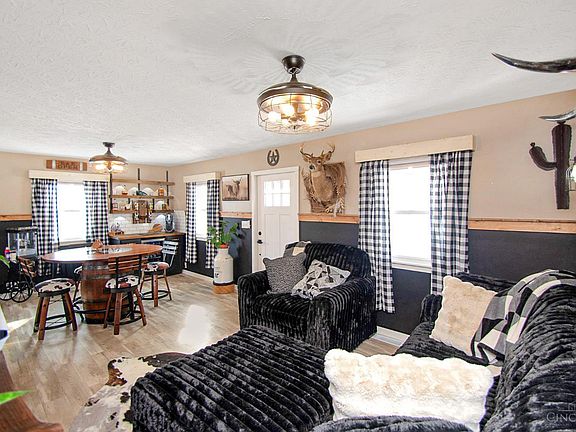 4th image of 42 Barrett Mill Rd