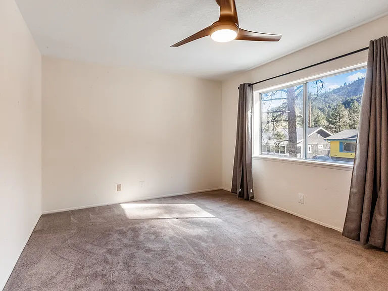 1832 Sparrow Rd — Photo 24