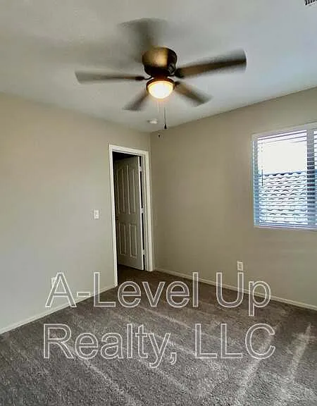 721 W Flaming Arrow Dr — Photo 27