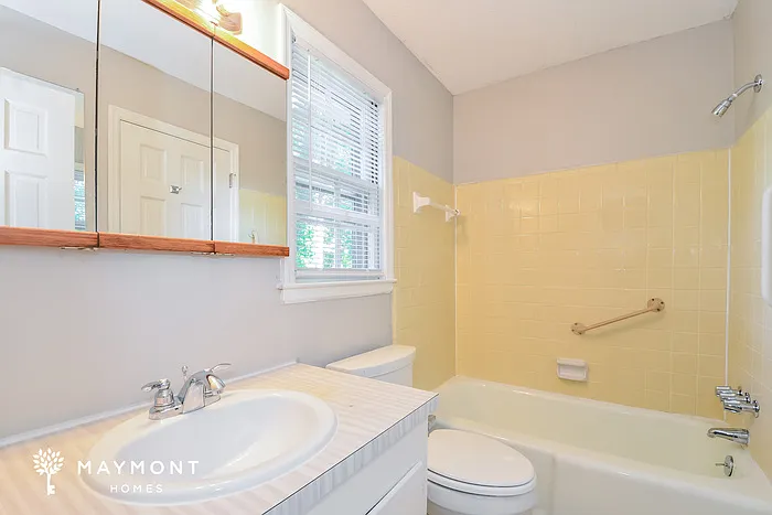 714 Vintage Ln — Photo 10