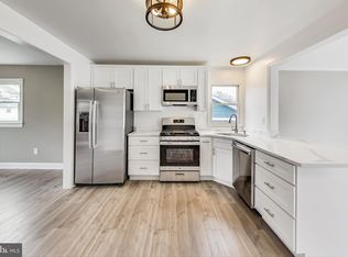 5923 Berwyn Rd, College Park, MD 20740