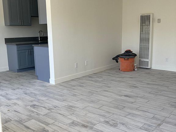 3rd image of 1023 S Osage Ave #5