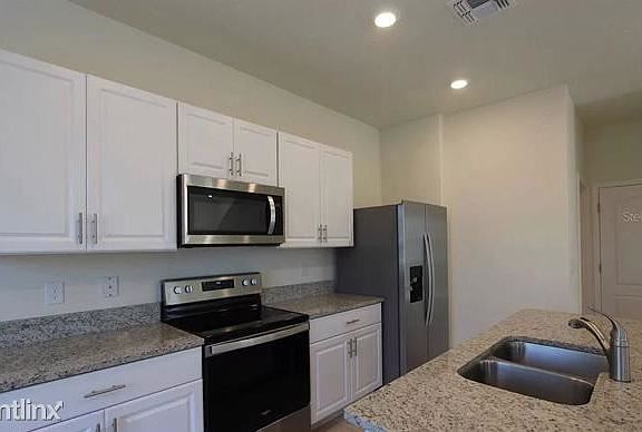 2nd image of 2972 Meleto Blvd