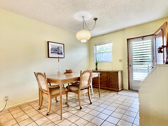 4th image of 790 Lori Drive #275