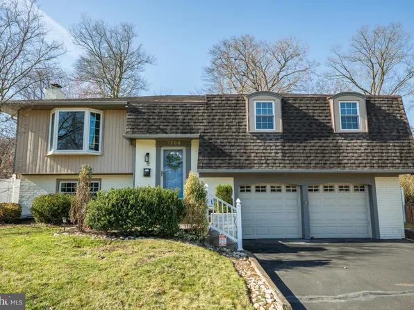 1708 Larue Ln, Warrington, PA 18976