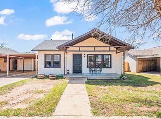 435 W Lynn St, Slaton, TX 79364